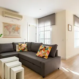 Azahar Metropol Parasol, Parking Gratis Coches Medianos Apartment Sevilla