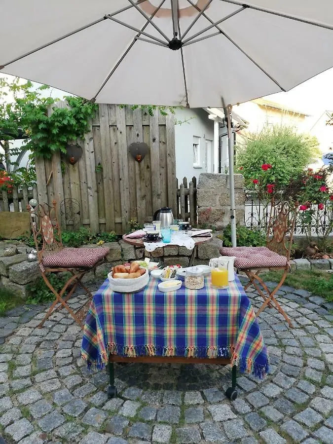 Sweet Home Suite Hallerndorf 0*,